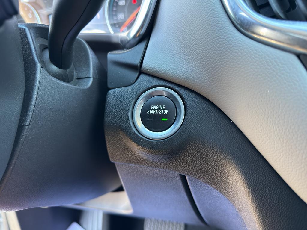 used 2022 Chevrolet Equinox car, priced at $18,988