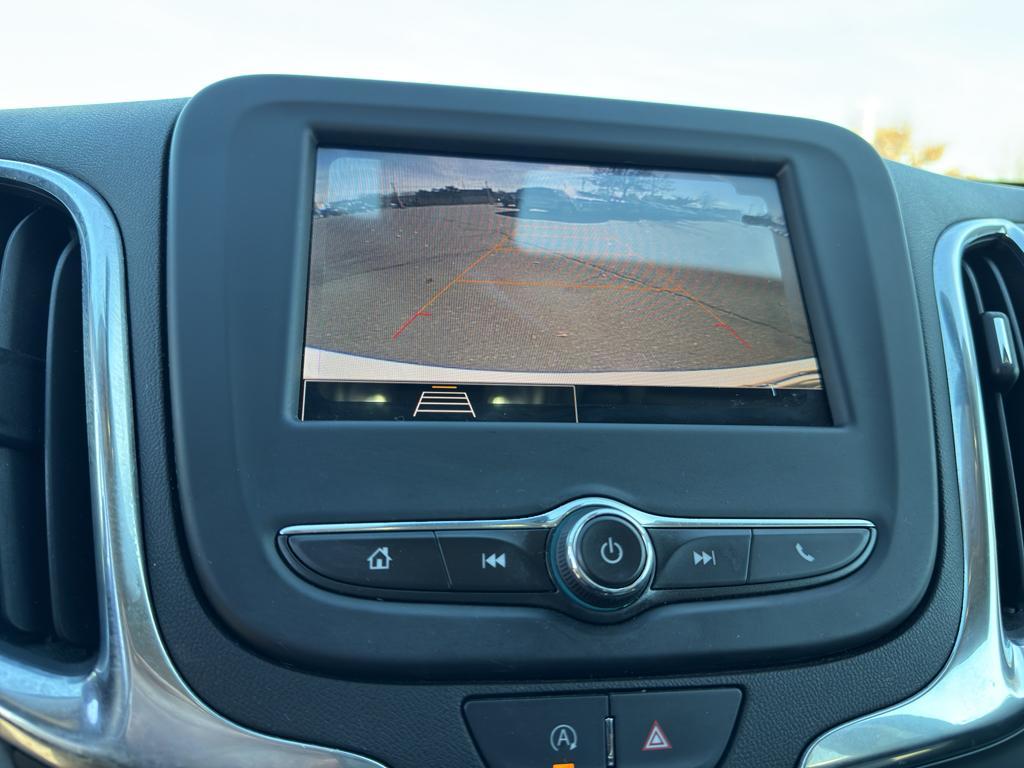 used 2022 Chevrolet Equinox car, priced at $18,988