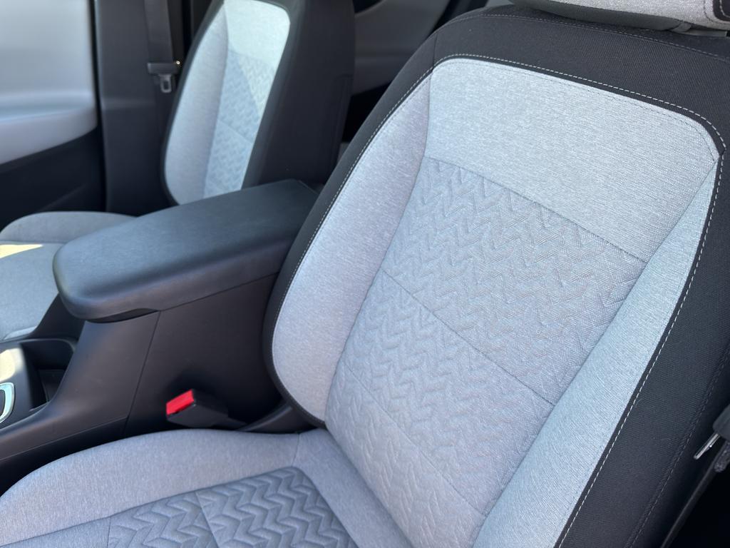 used 2022 Chevrolet Equinox car, priced at $18,988