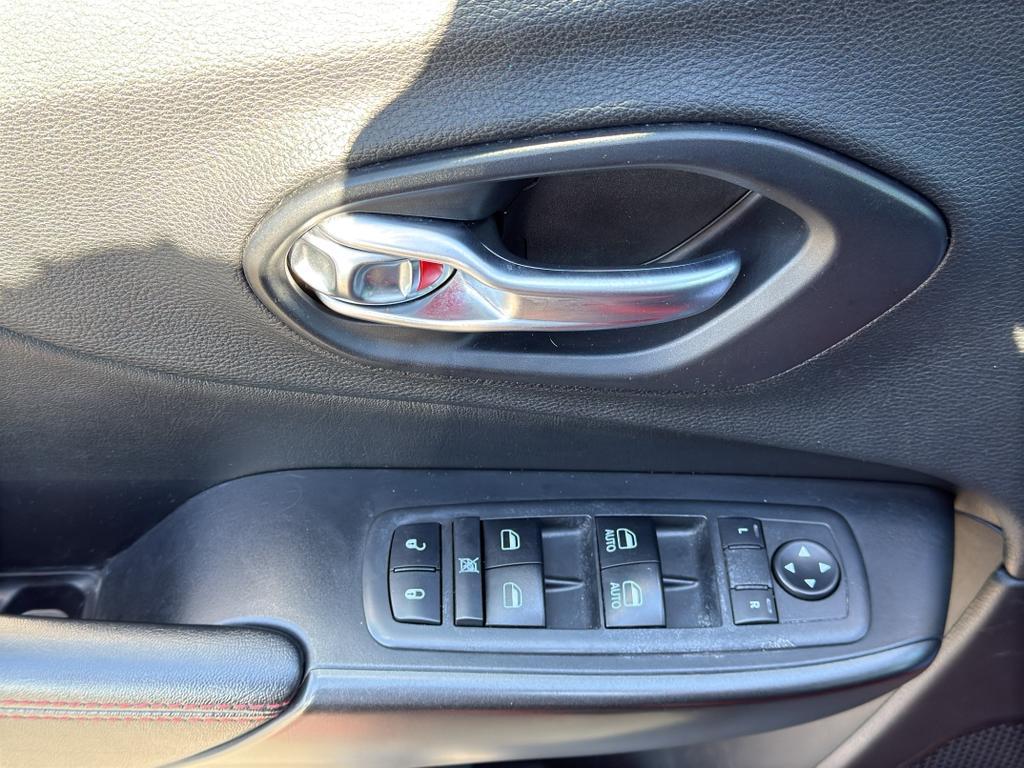 used 2019 Jeep Cherokee car, priced at $12,991