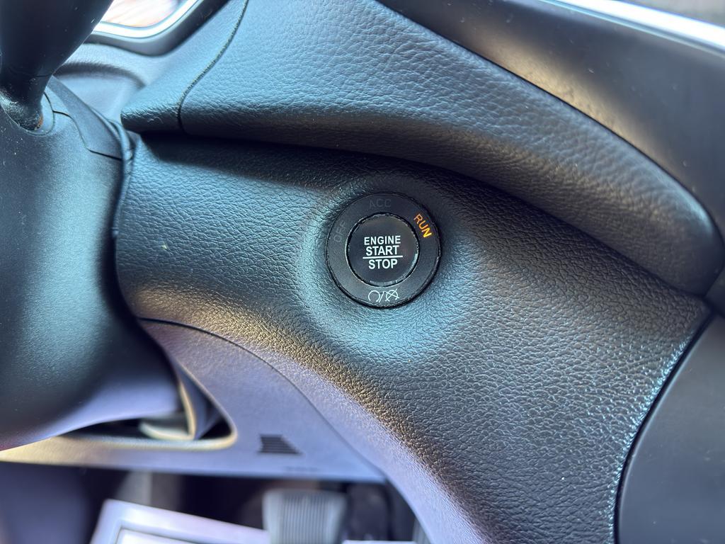 used 2019 Jeep Cherokee car, priced at $12,991