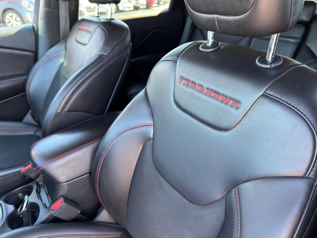 used 2019 Jeep Cherokee car, priced at $12,991