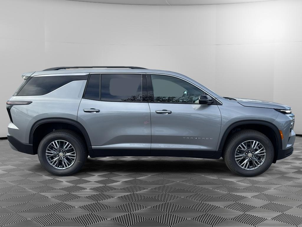 new 2026 Chevrolet Traverse car, priced at $40,882