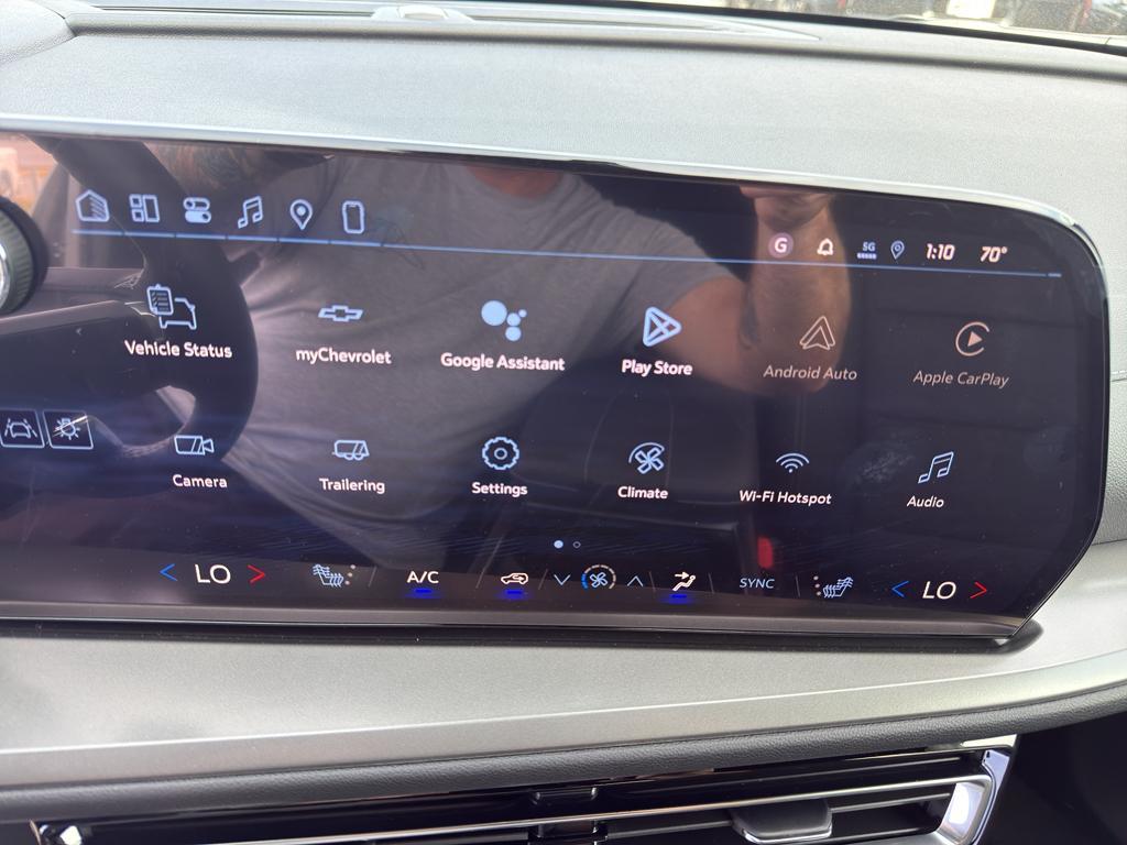 new 2026 Chevrolet Traverse car, priced at $40,882