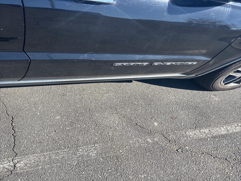 used 2017 Jeep Grand Cherokee car, priced at $14,258