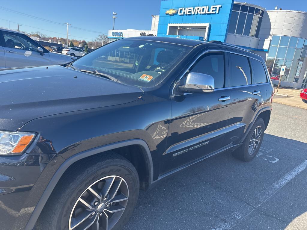 used 2017 Jeep Grand Cherokee car, priced at $14,258
