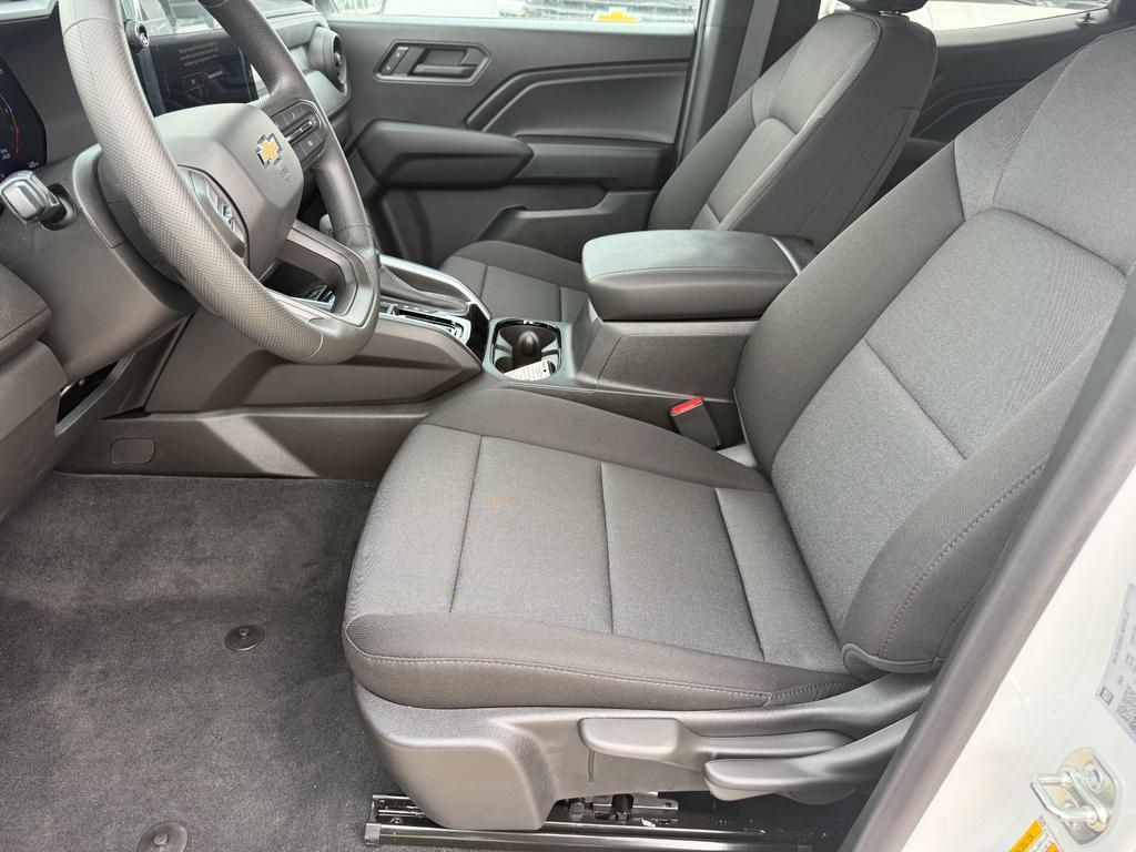 new 2025 Chevrolet Colorado car, priced at $32,595