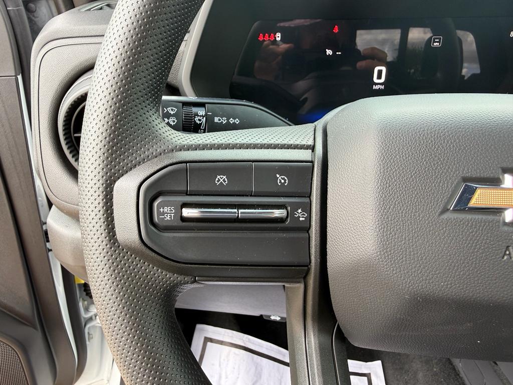 new 2025 Chevrolet Colorado car, priced at $32,595