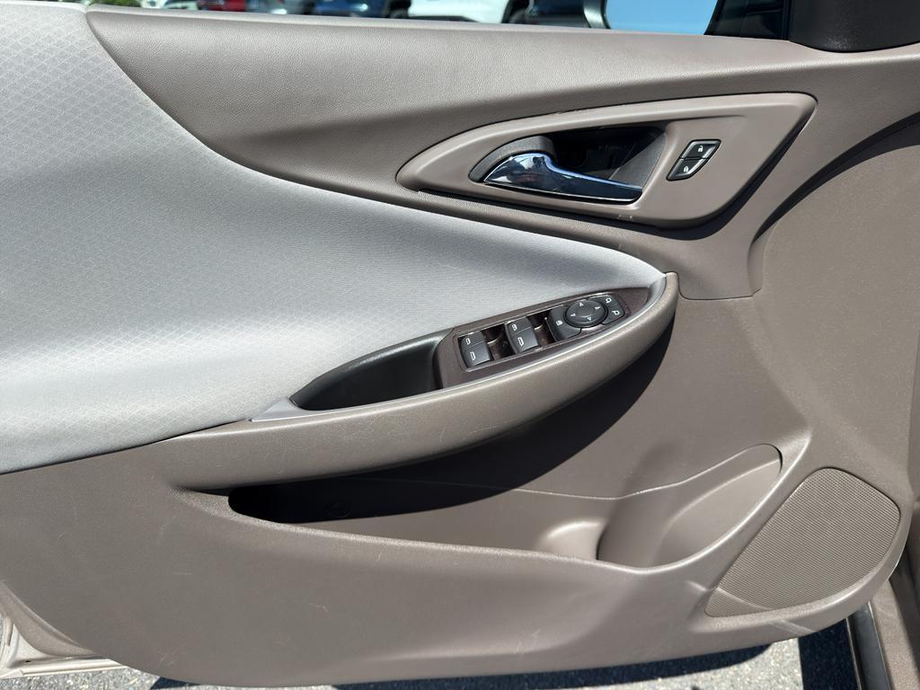 used 2023 Chevrolet Malibu car, priced at $18,189