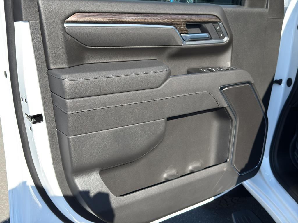 new 2026 Chevrolet Silverado 2500 car, priced at $61,600