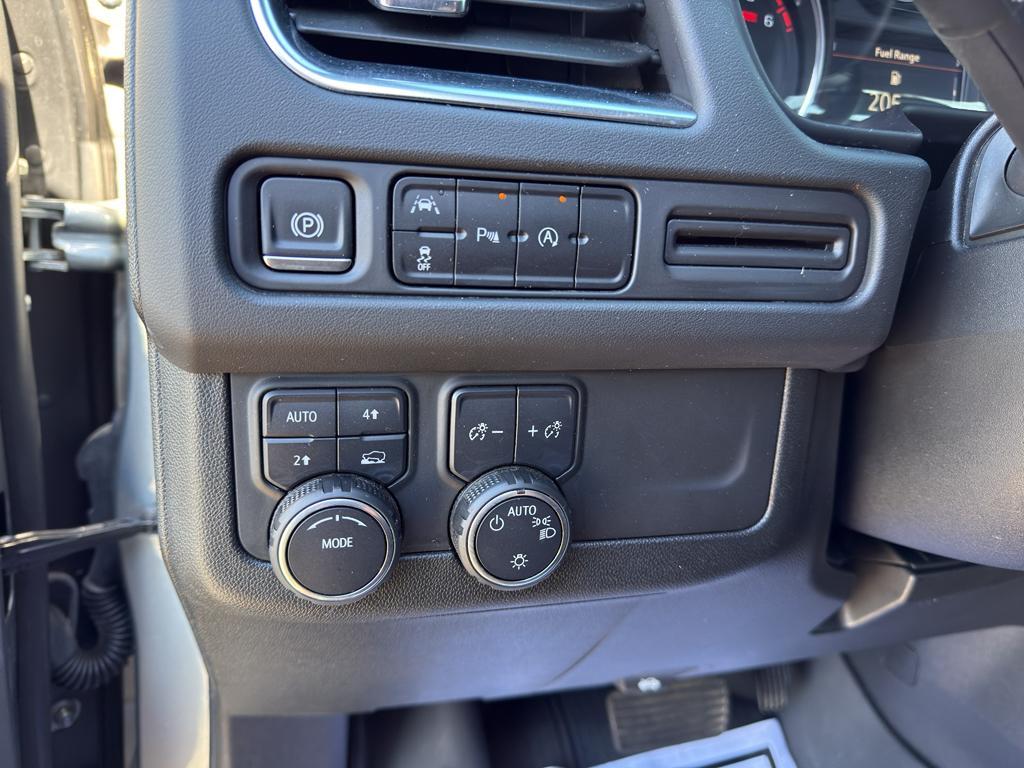 used 2024 Chevrolet Tahoe car, priced at $49,987