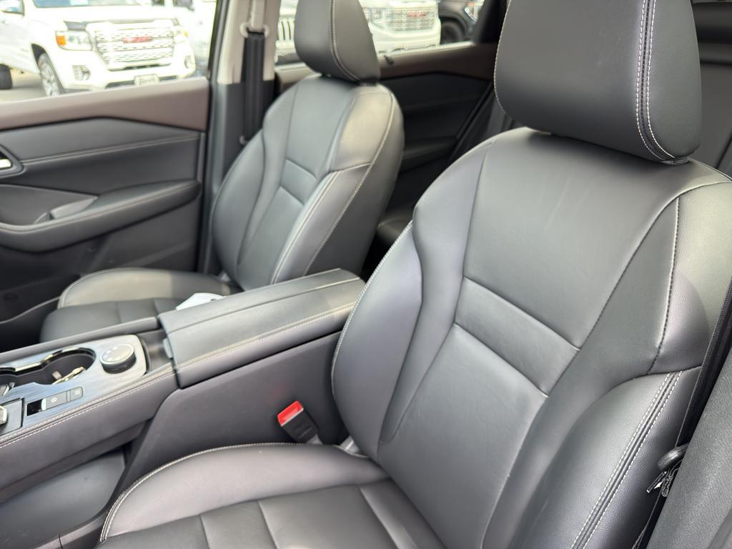 used 2023 Nissan Rogue car, priced at $23,259