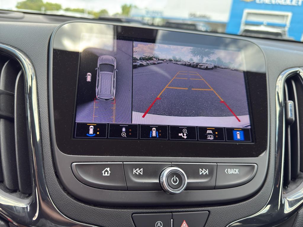 used 2022 Chevrolet Equinox car, priced at $23,768