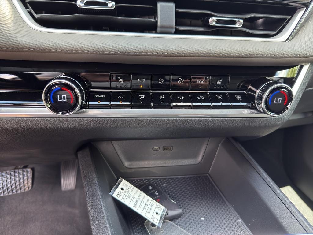 new 2026 Chevrolet Equinox car, priced at $29,270