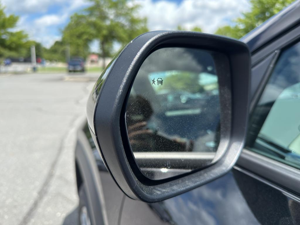 new 2026 Chevrolet Equinox car, priced at $29,270