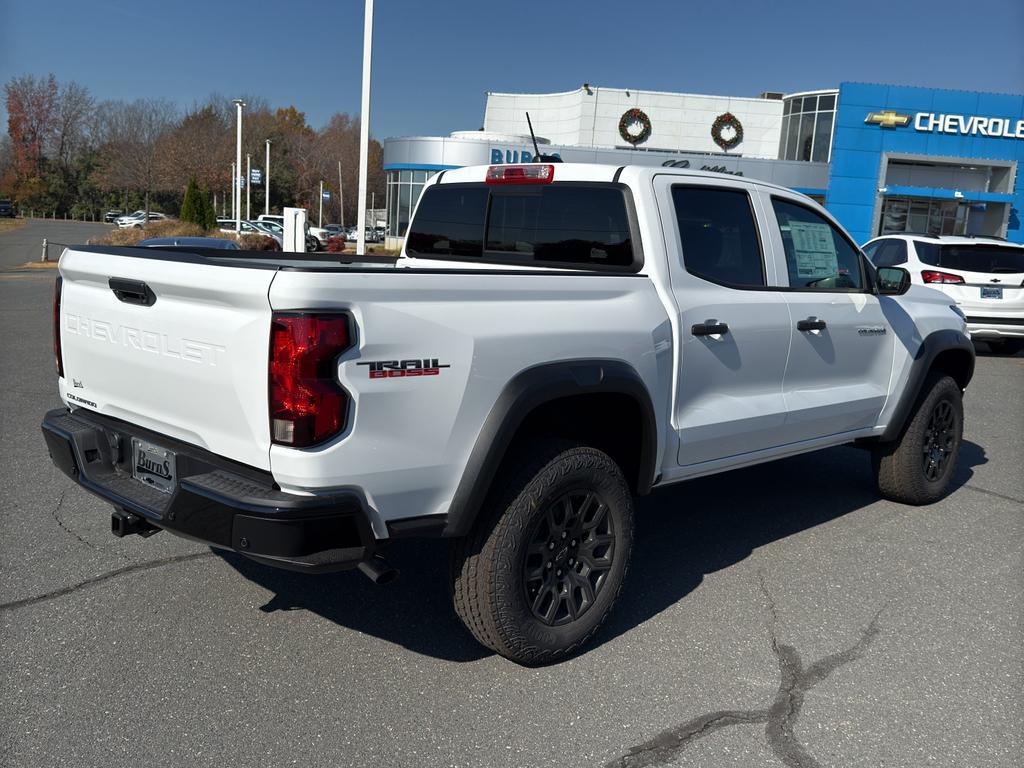 new 2026 Chevrolet Colorado car, priced at $38,995