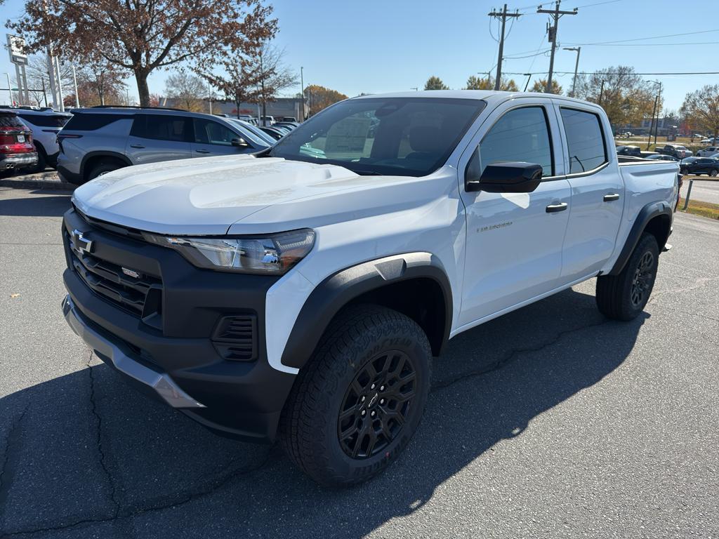 new 2026 Chevrolet Colorado car, priced at $38,995