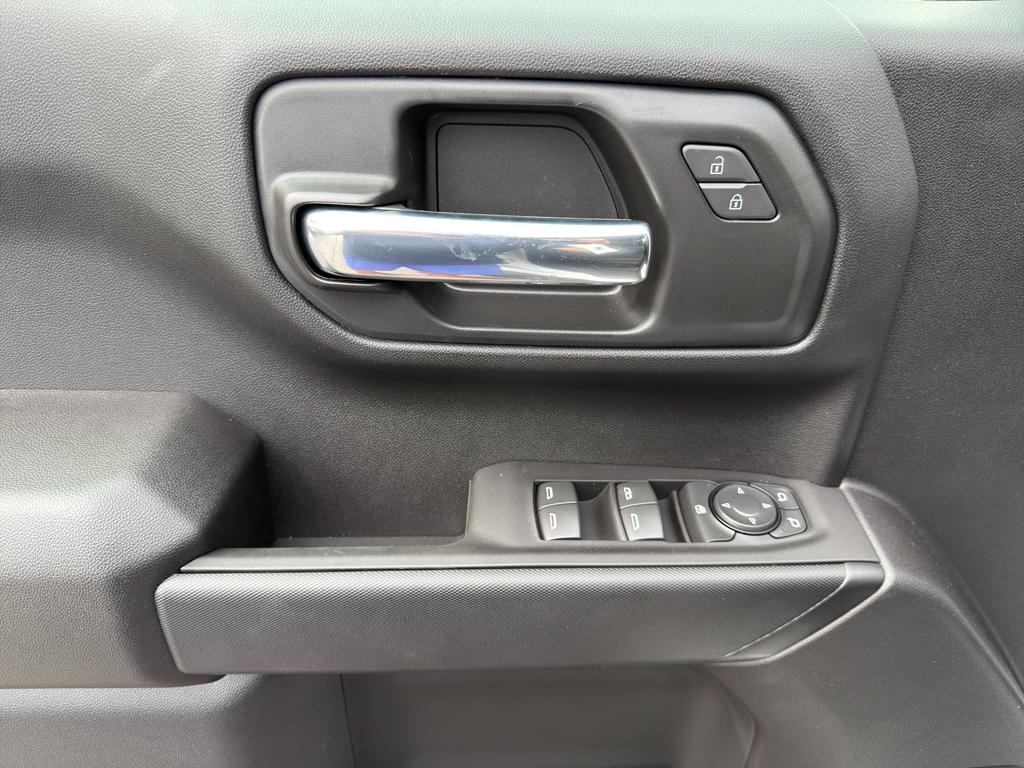 new 2025 Chevrolet Silverado 1500 car, priced at $41,720