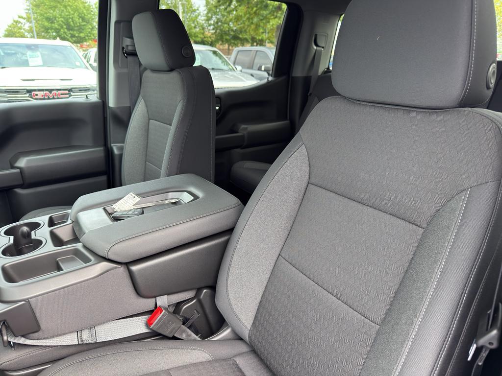 new 2025 Chevrolet Silverado 1500 car, priced at $41,720