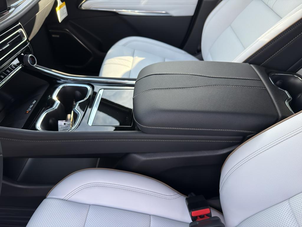 new 2026 Chevrolet Traverse car, priced at $57,873