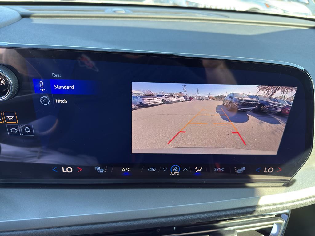 new 2026 Chevrolet Traverse car, priced at $40,882