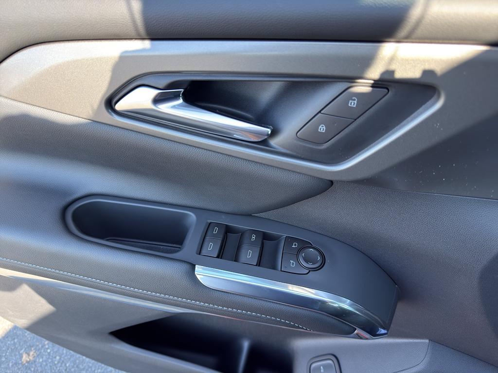 new 2026 Chevrolet Traverse car, priced at $40,882