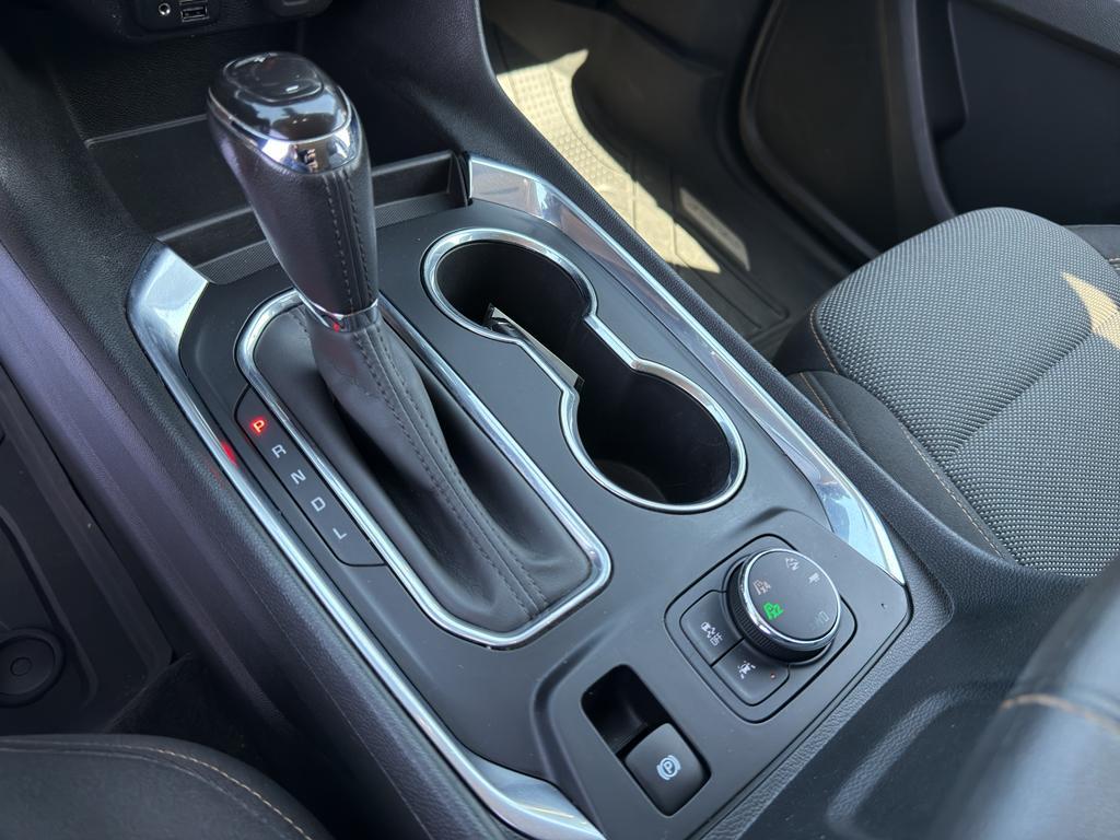 used 2020 Chevrolet Traverse car, priced at $20,199