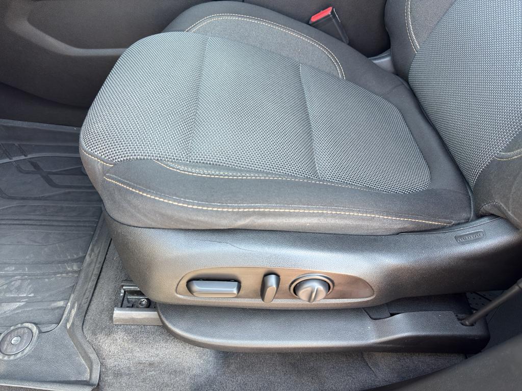 used 2020 Chevrolet Traverse car, priced at $20,199