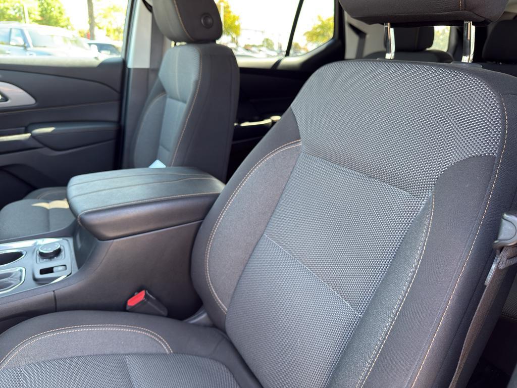 used 2020 Chevrolet Traverse car, priced at $20,199