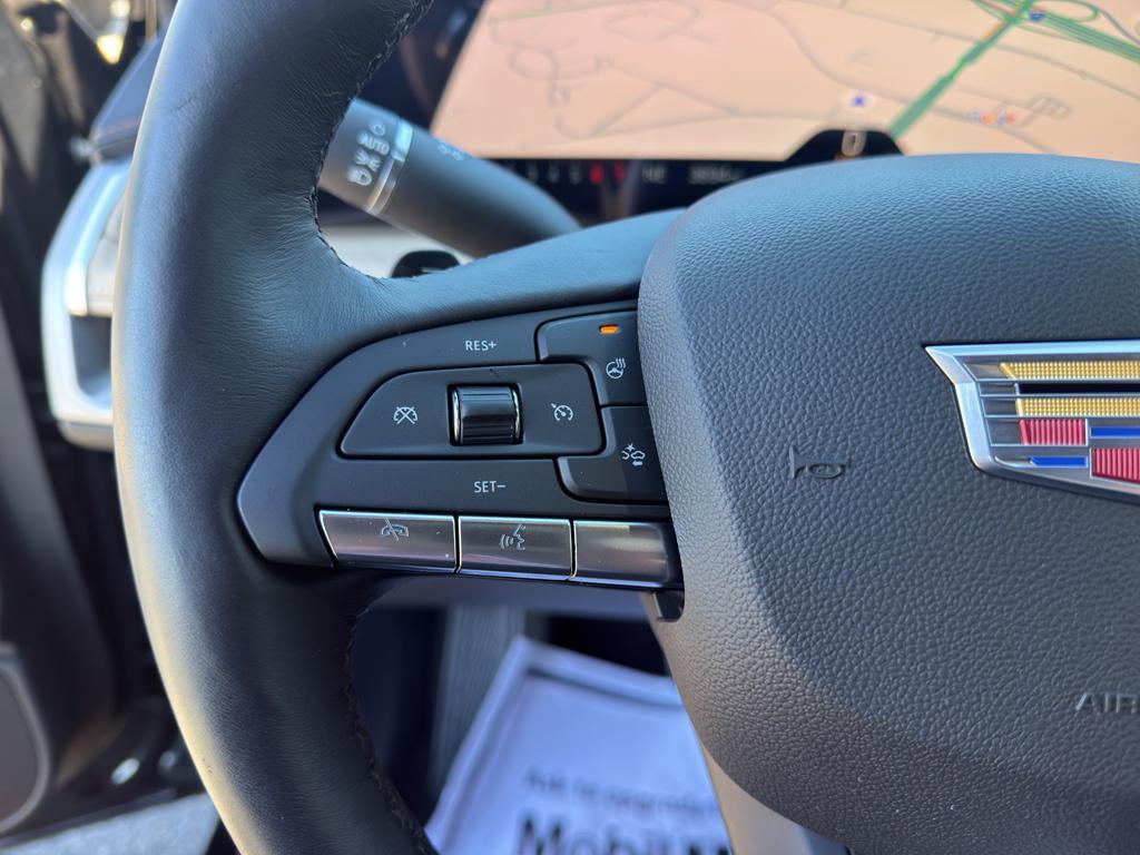 used 2025 Cadillac XT4 car, priced at $38,991