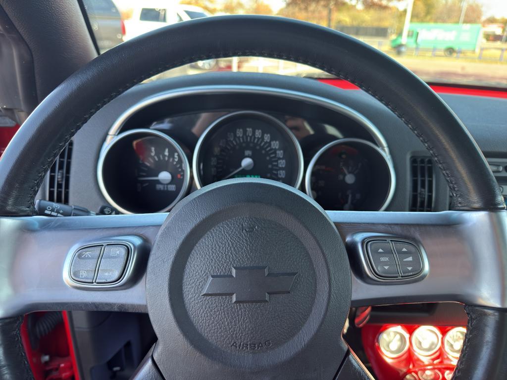 used 2005 Chevrolet SSR car, priced at $29,995