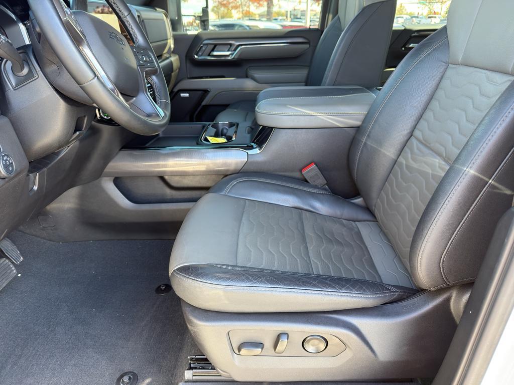 used 2024 Chevrolet Silverado 2500 car, priced at $69,489