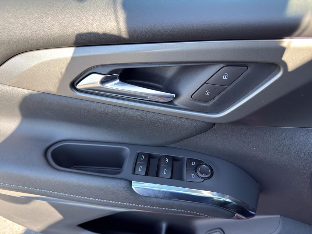 new 2026 Chevrolet Traverse car, priced at $42,234