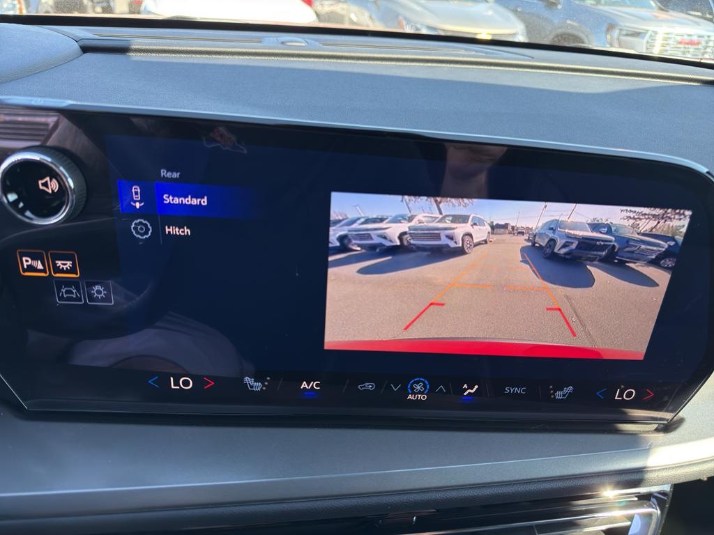 new 2026 Chevrolet Traverse car, priced at $42,234