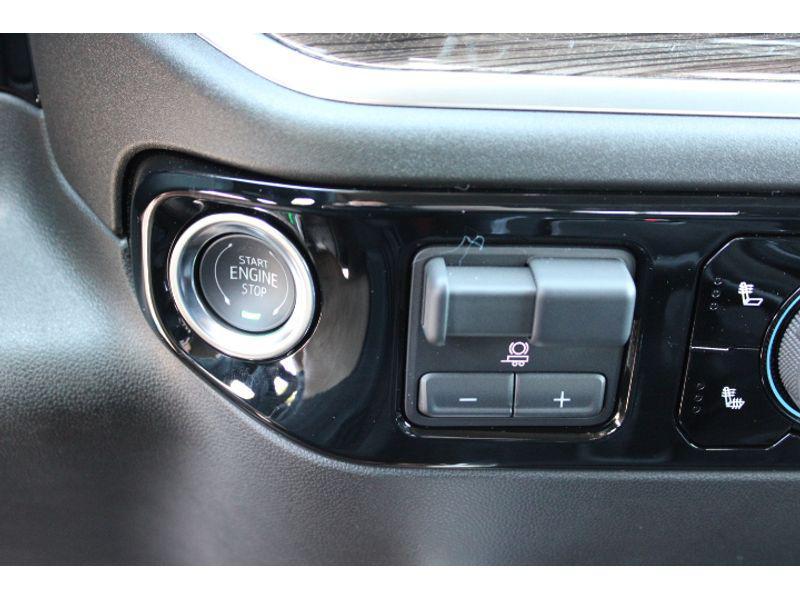 new 2025 Chevrolet Silverado 1500 car, priced at $50,323