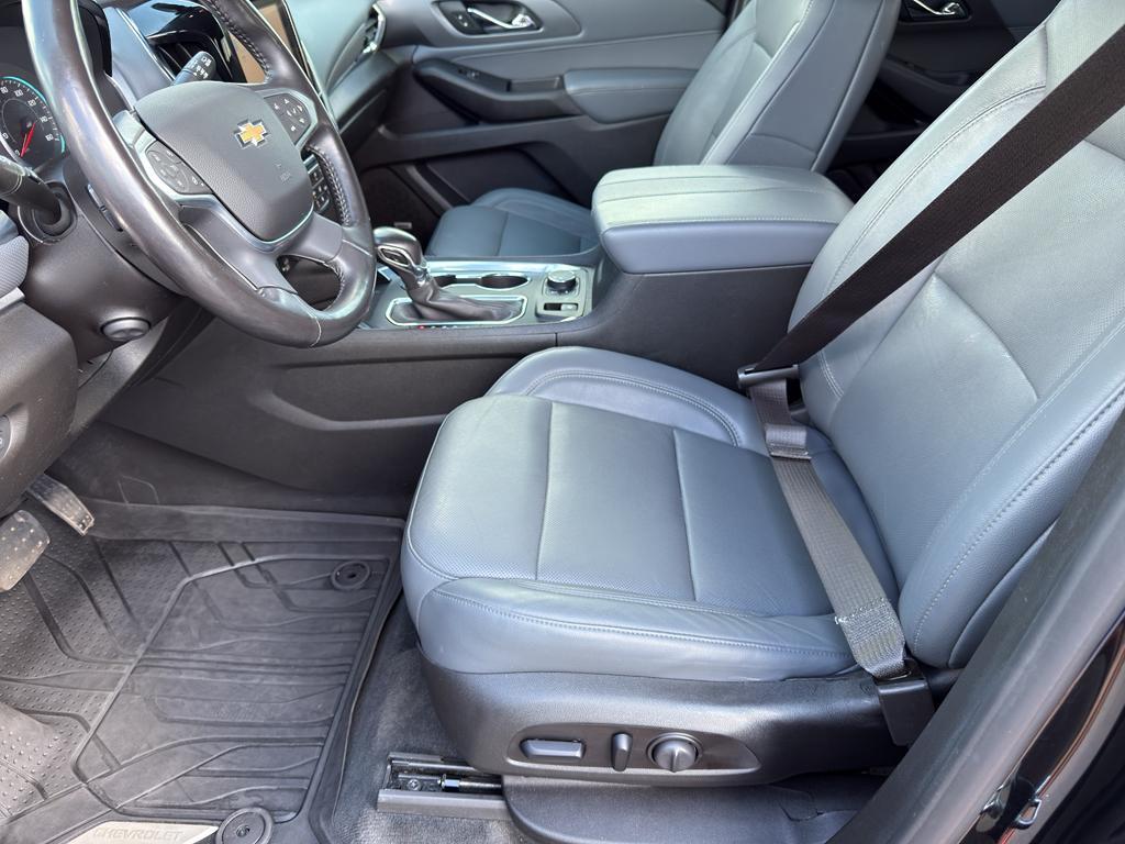 used 2021 Chevrolet Traverse car, priced at $27,459