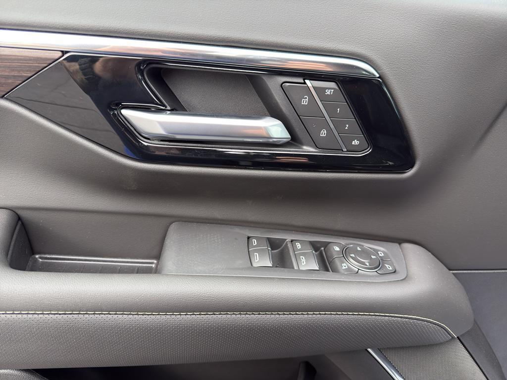 new 2025 Chevrolet Tahoe car, priced at $74,146