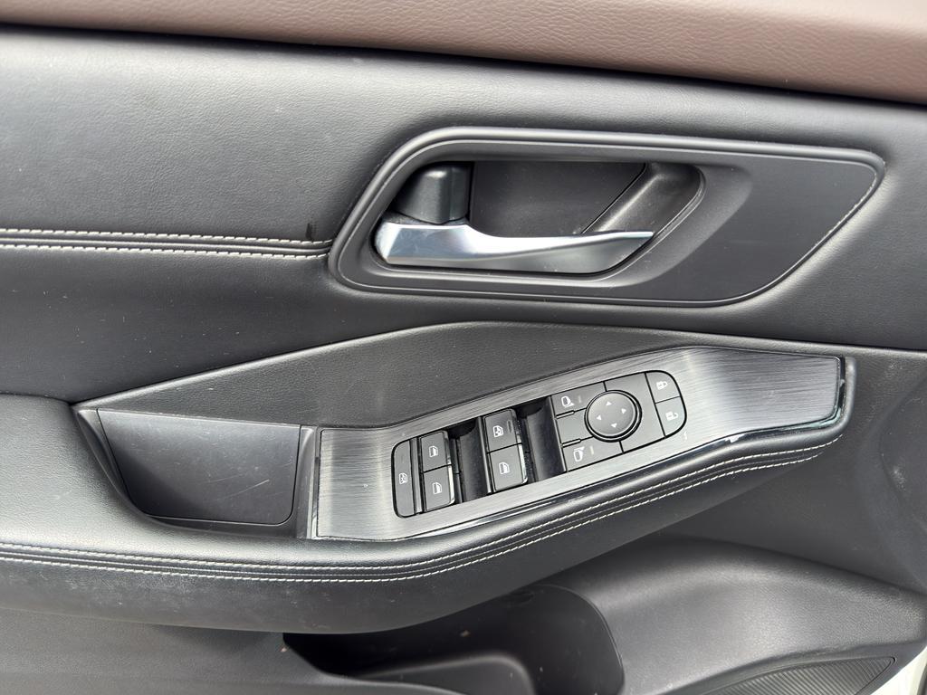 used 2022 Nissan Rogue car, priced at $21,859