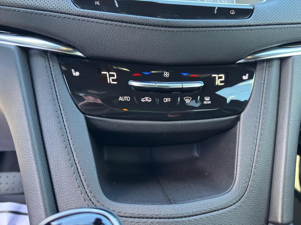 used 2025 Cadillac XT6 car, priced at $46,489