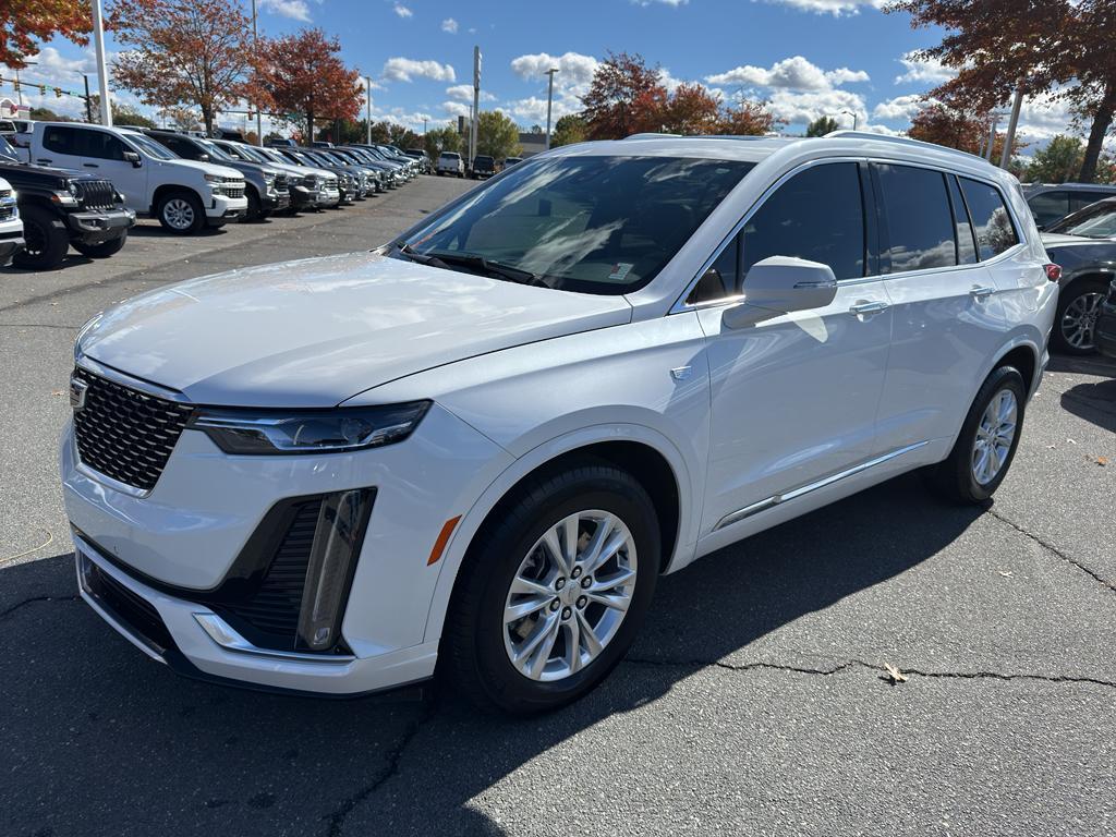 used 2025 Cadillac XT6 car, priced at $46,489