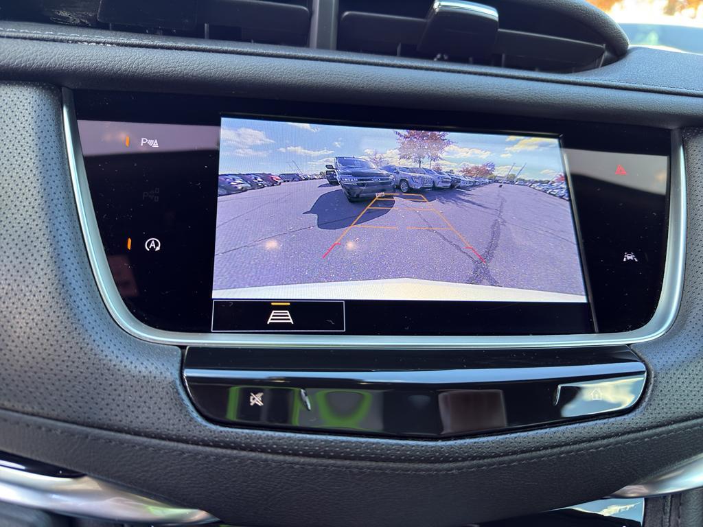 used 2025 Cadillac XT6 car, priced at $46,489