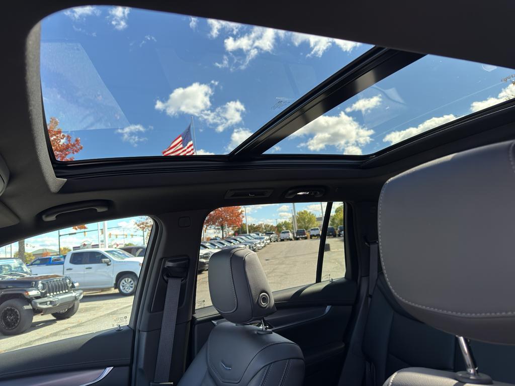 used 2025 Cadillac XT6 car, priced at $46,489