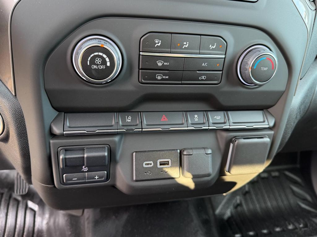 new 2025 Chevrolet Silverado 3500 car, priced at $50,178