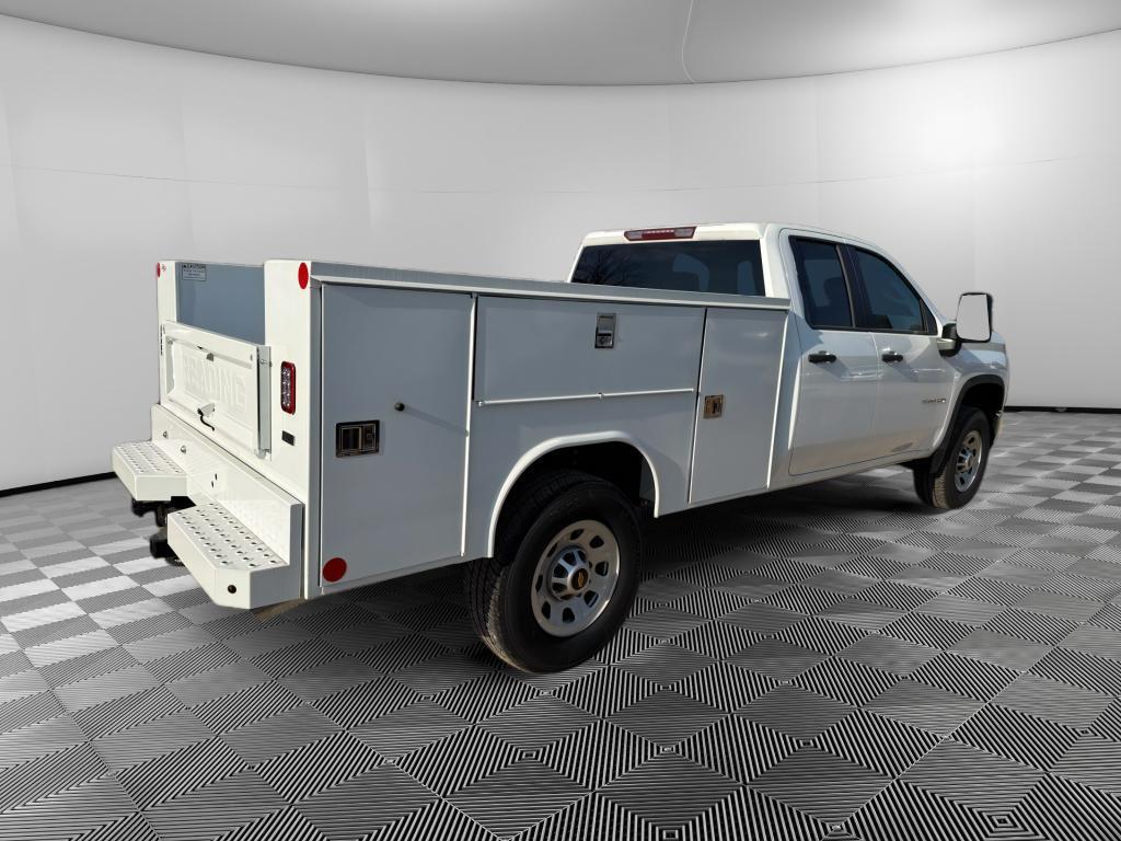 new 2025 Chevrolet Silverado 3500 car, priced at $50,178