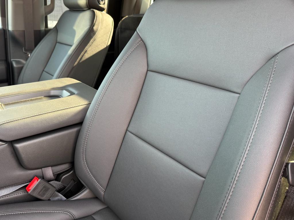 new 2025 Chevrolet Silverado 3500 car, priced at $50,178