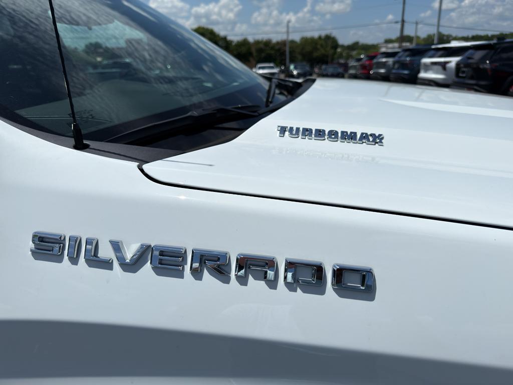 new 2025 Chevrolet Silverado 1500 car, priced at $41,072