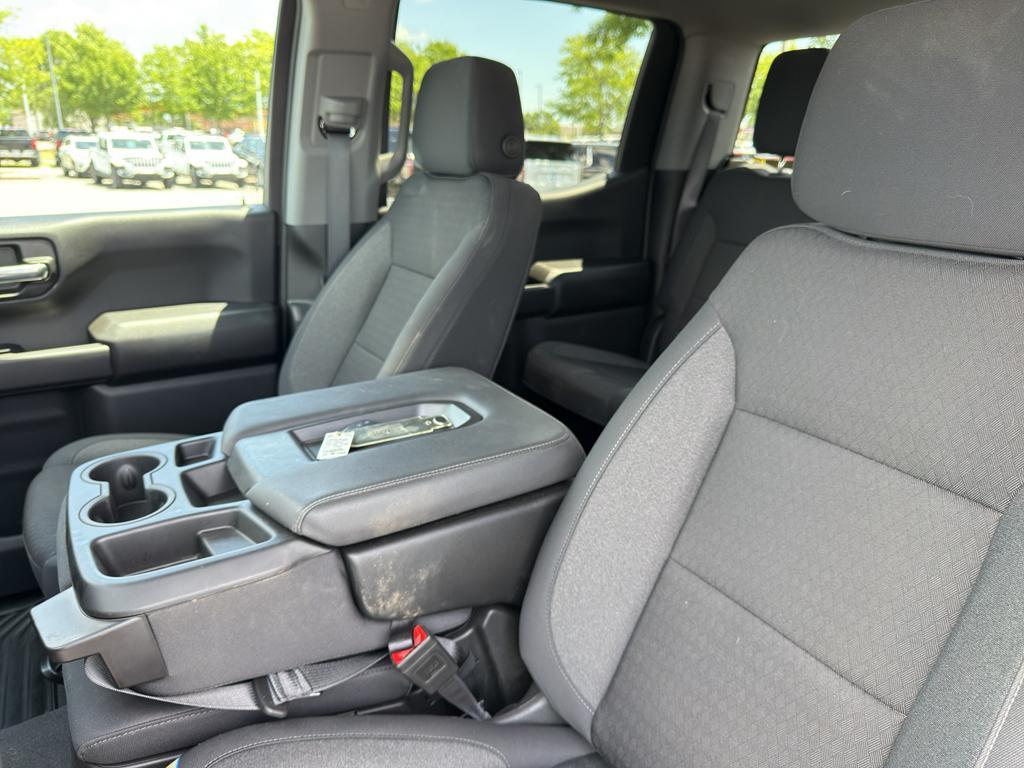 new 2025 Chevrolet Silverado 1500 car, priced at $41,072