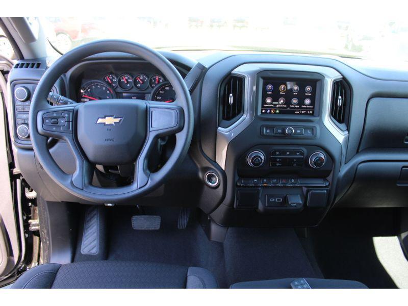 new 2025 Chevrolet Silverado 1500 car, priced at $41,678