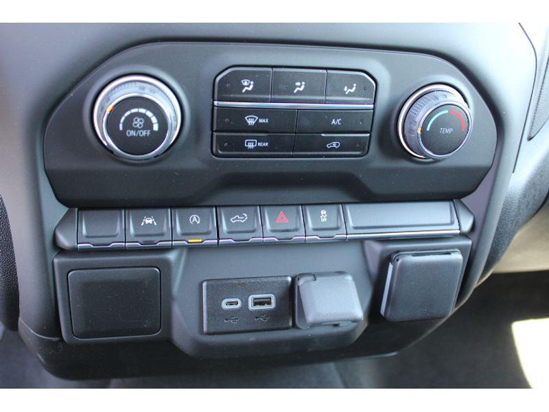 new 2025 Chevrolet Silverado 1500 car, priced at $41,678