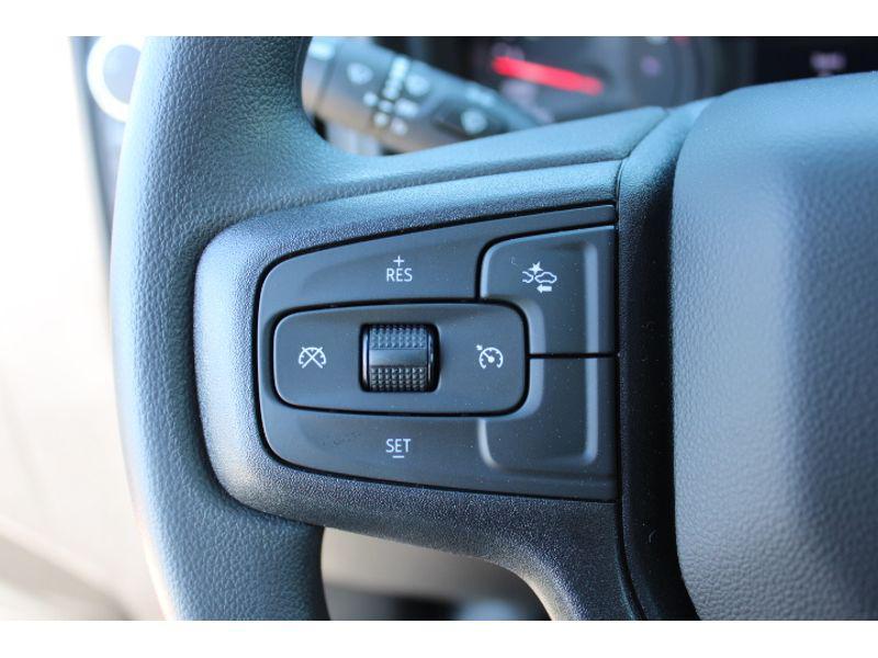 new 2025 Chevrolet Silverado 1500 car, priced at $41,678